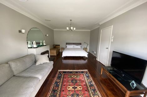 Photo of property in 102 Namata Road, One Tree Hill, Auckland, 1061
