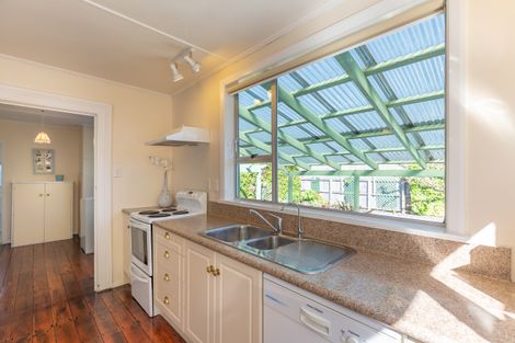 Photo of property in 2 Tasman Street, The Wood, Nelson, 7010