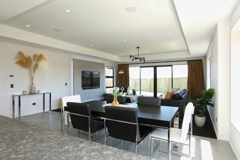 Photo of property in 17 Carrick Place, Mosgiel, 9024