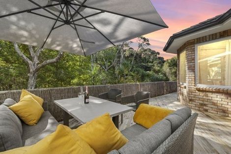 Photo of property in 16 Kunzea Place, Greenhithe, Auckland, 0632