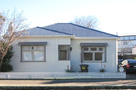 Photo of property in 15 Edgeware Road, Palmerston North, 4410