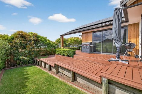 Photo of property in 100 Condor Drive, Pyes Pa, Tauranga, 3112