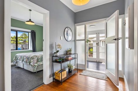 Photo of property in 64 Sylvan Street, Hillmorton, Christchurch, 8024