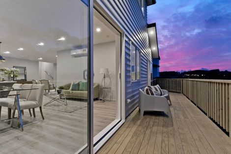 Photo of property in 113 Godfrey Drive, Orewa, 0931