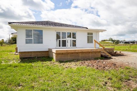 Photo of property in 24 Wharf Road, Kerepehi, Paeroa, 3671