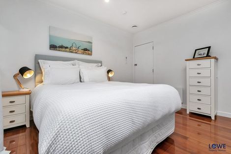 Photo of property in 4 Birkley Road, Bayswater, Auckland, 0622