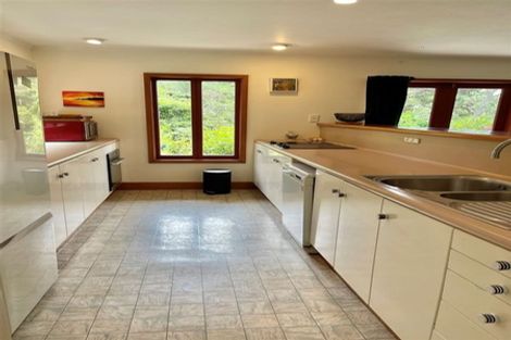 Photo of property in 64 Nalanda Crescent, Broadmeadows, Wellington, 6035