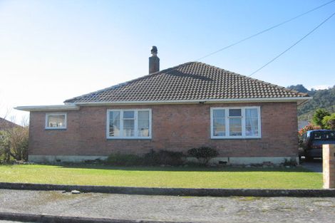 Photo of property in 5 Kerr Avenue, Cobden, Greymouth, 7802