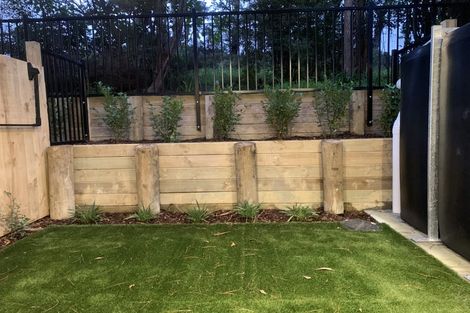 Photo of property in 4/58 Kemp Road, Massey, Auckland, 0614