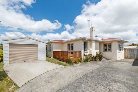 Photo of property in 16 Kingston Street, Awapuni, Palmerston North, 4412