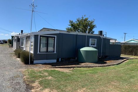 Photo of property in 38 Armstrong Avenue, Carterton, 5713