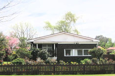 Photo of property in 40 Kawaha Point Road, Fairy Springs, Rotorua, 3015