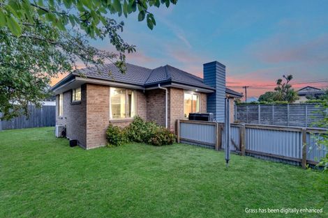Photo of property in 1/56 Blake Street, New Brighton, Christchurch, 8061
