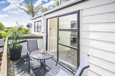 Photo of property in 5a Sabot Place, Massey, Auckland, 0614