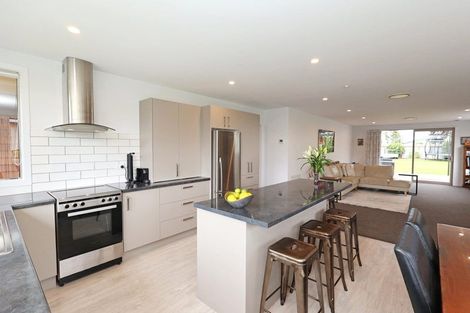 Photo of property in 53 Queen Street, Winton, 9720