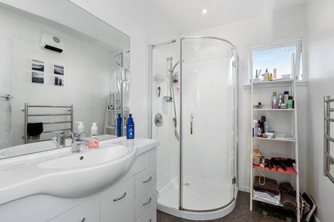 Photo of property in 267 Oxford Street, South Dunedin, Dunedin, 9012