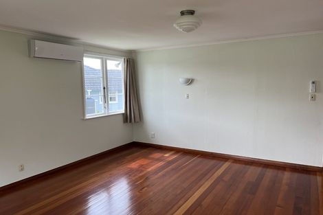 Photo of property in 105 Lake Road, Northcote, Auckland, 0627