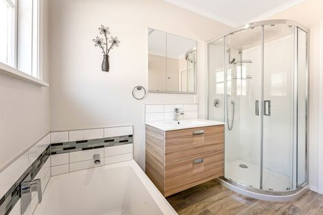 Photo of property in 73 Mcparland Street, Elderslea, Upper Hutt, 5018