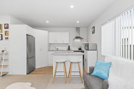 Photo of property in 11 Kamahi Crescent, Papamoa Beach, Papamoa, 3118