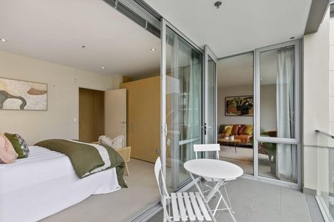 Photo of property in Sanctum Apartments, 32/10a Ebor Street, Te Aro, Wellington, 6011