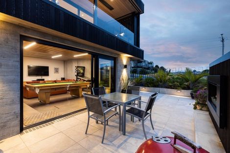 Photo of property in 5 Seaton Street, Strandon, New Plymouth, 4312