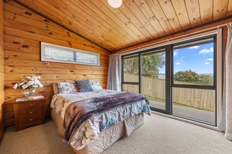 Photo of property in 25 Herekawe Drive, Spotswood, New Plymouth, 4310