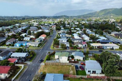 Photo of property in 36 Makarini Street, Paraparaumu, 5032