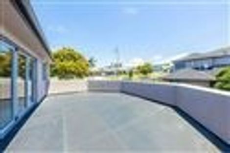 Photo of property in 29 Chieftain Rise, Goodwood Heights, Auckland, 2105