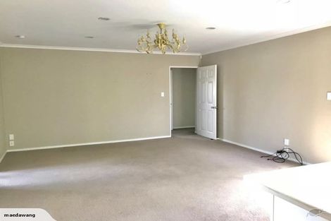 Photo of property in 113 Golfland Drive, Golflands, Auckland, 2013