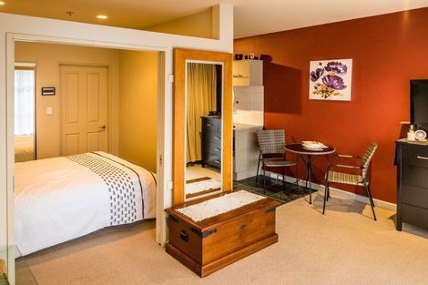 Photo of property in Atrium Towers, 1q/154 The Terrace, Wellington Central, Wellington, 6011