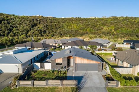 Photo of property in 261 Lakes Boulevard, Pyes Pa, Tauranga, 3112