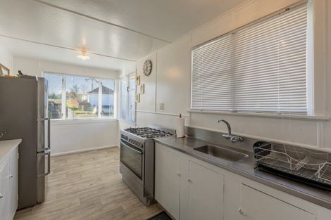 Photo of property in 10 Mackie Street, Waipukurau, 4200