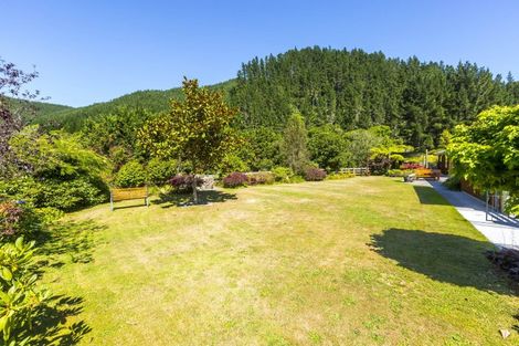 Photo of property in 182 Karapoti Road, Craigs Flat, Upper Hutt, 5372