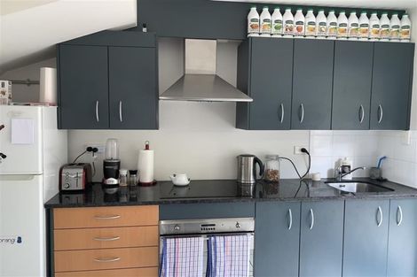 Photo of property in 8/231 Marine Parade, Seatoun, Wellington, 6022