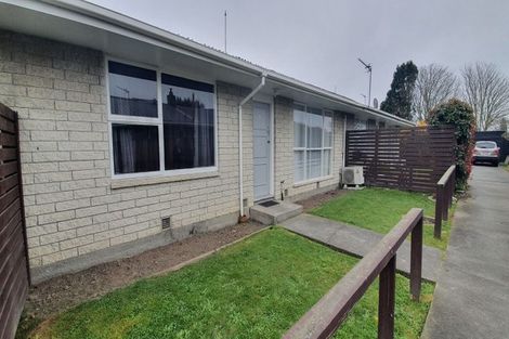 Photo of property in 2/78 Middlepark Road, Sockburn, Christchurch, 8042
