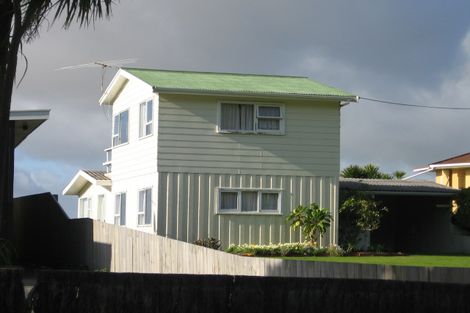 Photo of property in 64 Wintle Street, Mangawhai Heads, Mangawhai, 0505