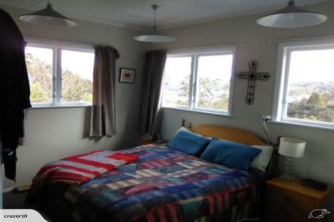 Photo of property in 32 Pencarrow Crescent, Wainuiomata, Lower Hutt, 5014