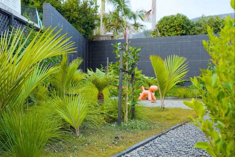 Photo of property in 1/279 Lake Road, Belmont, Auckland, 0622