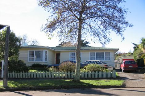 Photo of property in 49 Abraham Crescent, Milson, Palmerston North, 4414