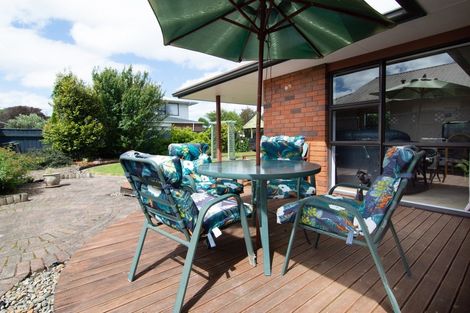 Photo of property in 115 Amberley Avenue, Highbury, Palmerston North, 4412