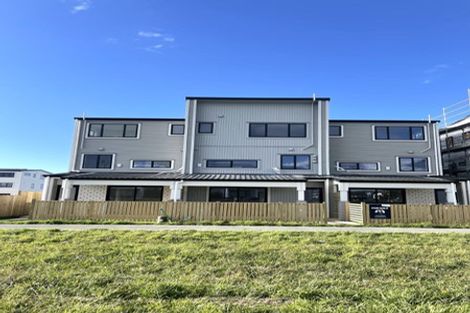 Photo of property in 15 Auranga Drive, Karaka, Papakura, 2113