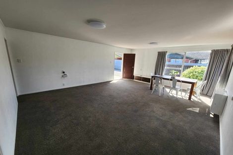 Photo of property in 2/43 Blair Avenue, Papanui, Christchurch, 8053