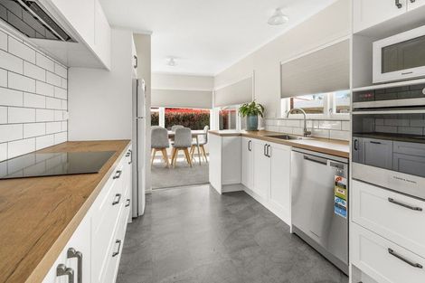 Photo of property in 12 Galloway Street, Hamilton East, Hamilton, 3216