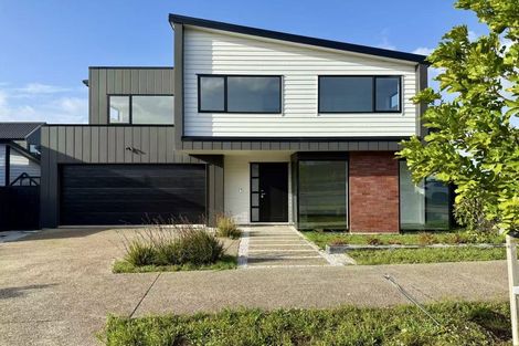 Photo of property in 43 Evergreen Parade, Rosehill, Papakura, 2113