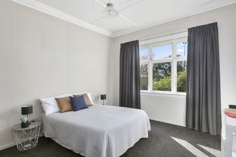 Photo of property in 202 Surrey Street, Saint Clair, Dunedin, 9012