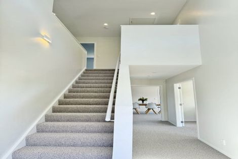 Photo of property in 50 Farnworth Terrace, Glenside, Wellington, 6037