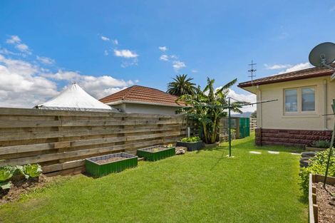 Photo of property in 20 Montgomery Avenue, Onerahi, Whangarei, 0110