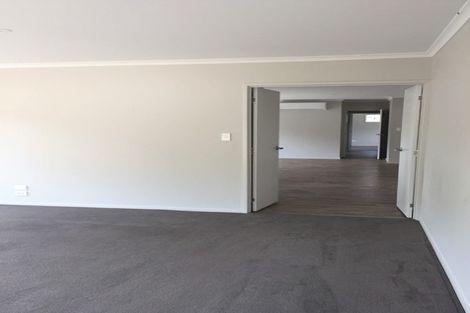 Photo of property in 41 Crabb Fields Lane, Riverhead, 0820