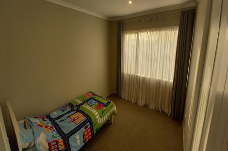 Photo of property in 215 Wainui Road, Silverdale, 0932