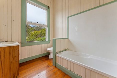 Photo of property in 218 Annandale Road, Kumeu, 0782